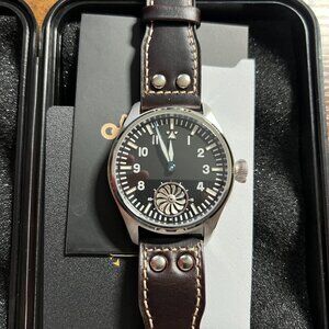 Hruodland Aviation Style Pilots Watch